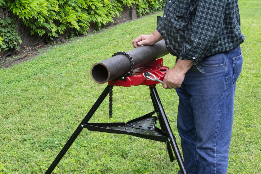 Переносные верстачные тиски REED R450+